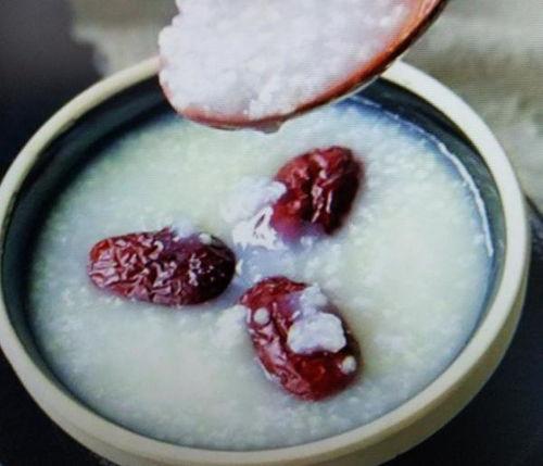 狐兔吃瓜,瓜田乐享