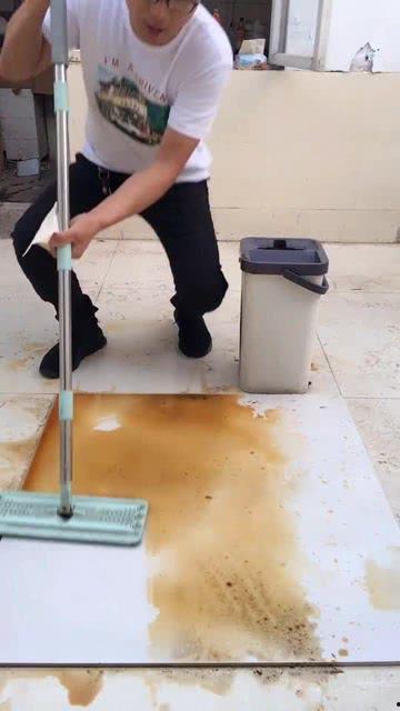 拖把兄弟吃瓜,揭秘娱乐圈幕后趣闻