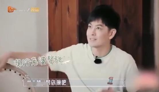 林志颖母亲吃瓜