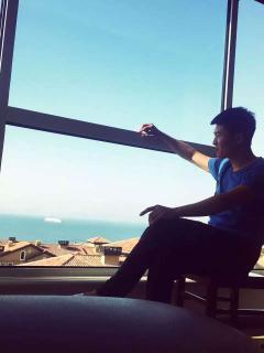 吃瓜讽刺视频素材,揭秘现实生活的幽默面