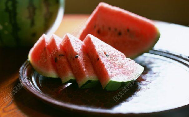 喝了酒吃瓜,揭秘娱乐圈背后的真相